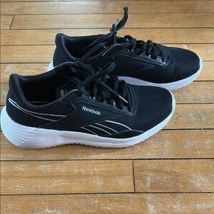 EUC Reebok Classic Black and White Athletic Shoes